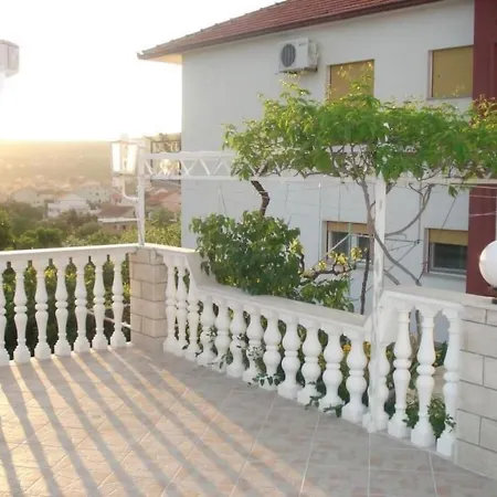 Lejlighed Jasmina Fuer Sechs Personen By Interhome *