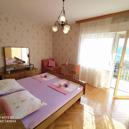 Jasmina Fuer Sechs Personen By Interhome *